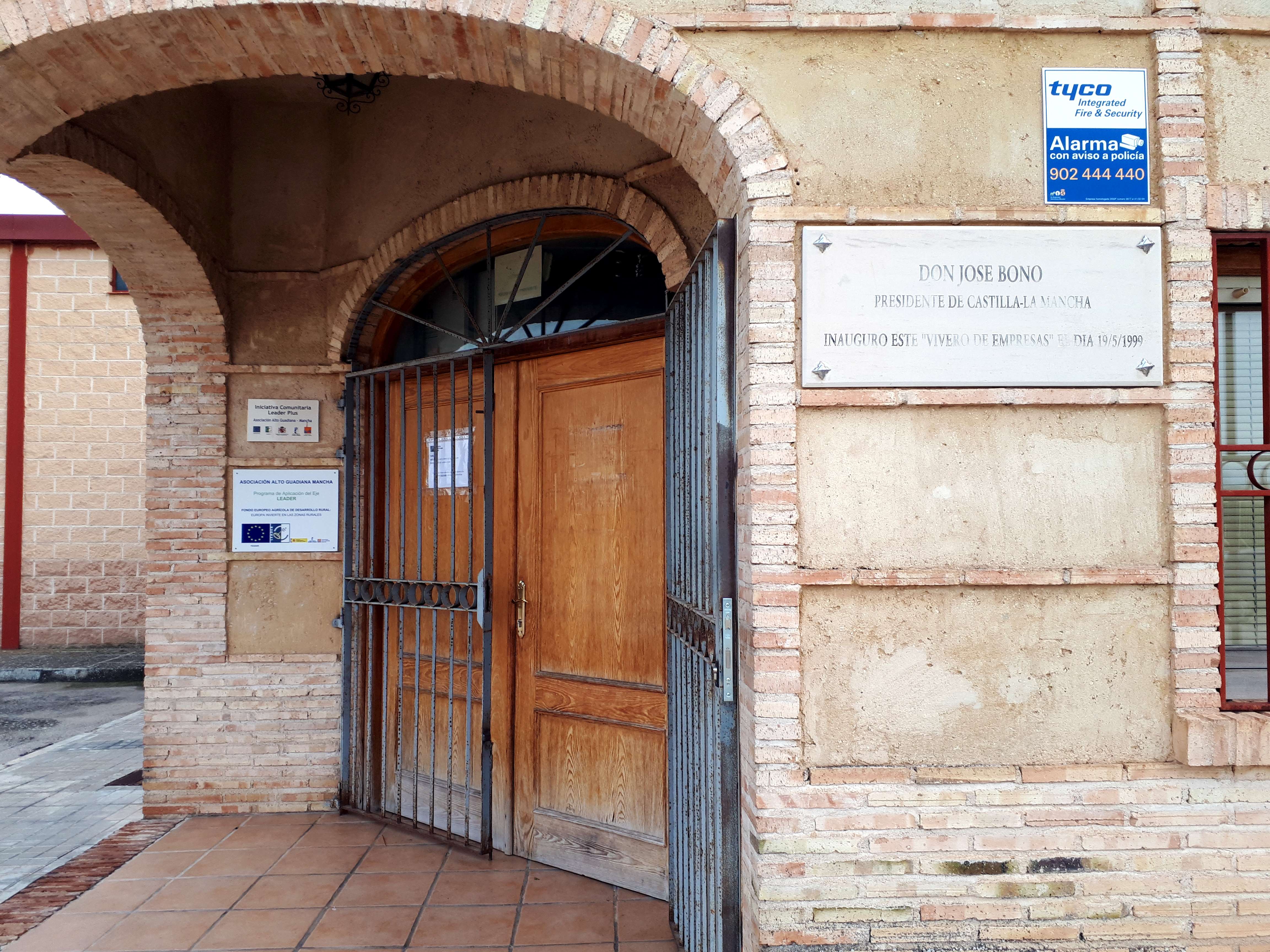 Foto de la entrada de la oficina